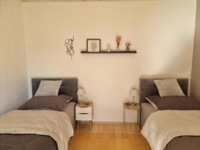 Citynahe gemütliche Wohnung mit 4 Schlafzimmer